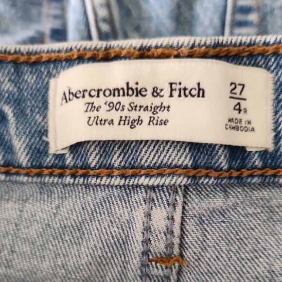 Abercrombie & Fitch The 90's Straight Ultra High Rise Jean, Medium, Size 27/4R - Picture 8 of 12
